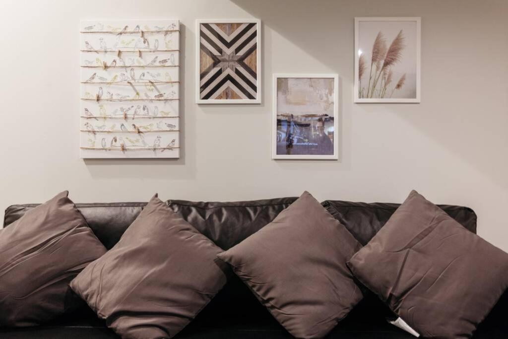 דירות בנגקוק S1 Large Duplex Silom 3 Beds, Full Kitchen Wifi מראה חיצוני תמונה